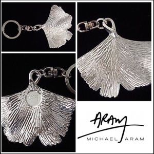 Michael Aran key chain ginkgo leaf silver